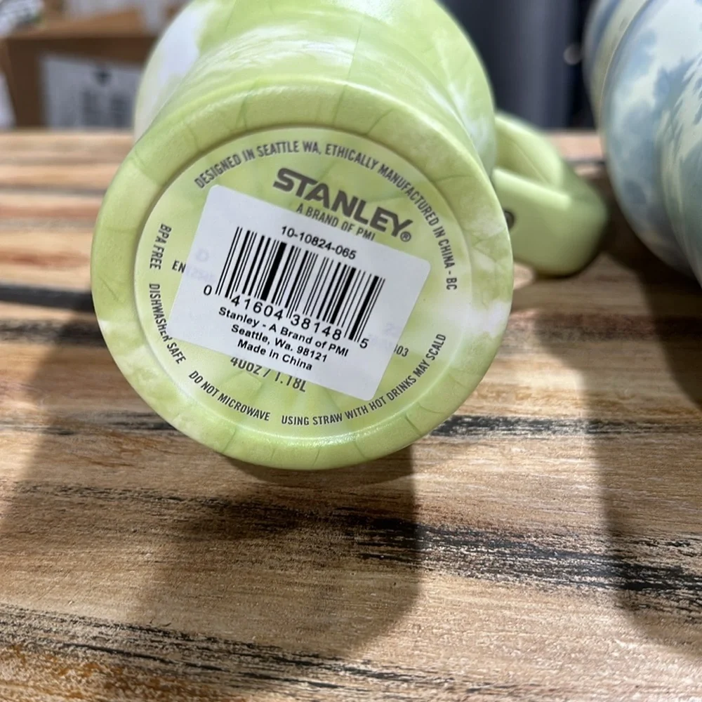 4 STANLEY TUMBLERS - Picture 4 of 7